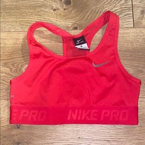 Nike Pro Sports Bra